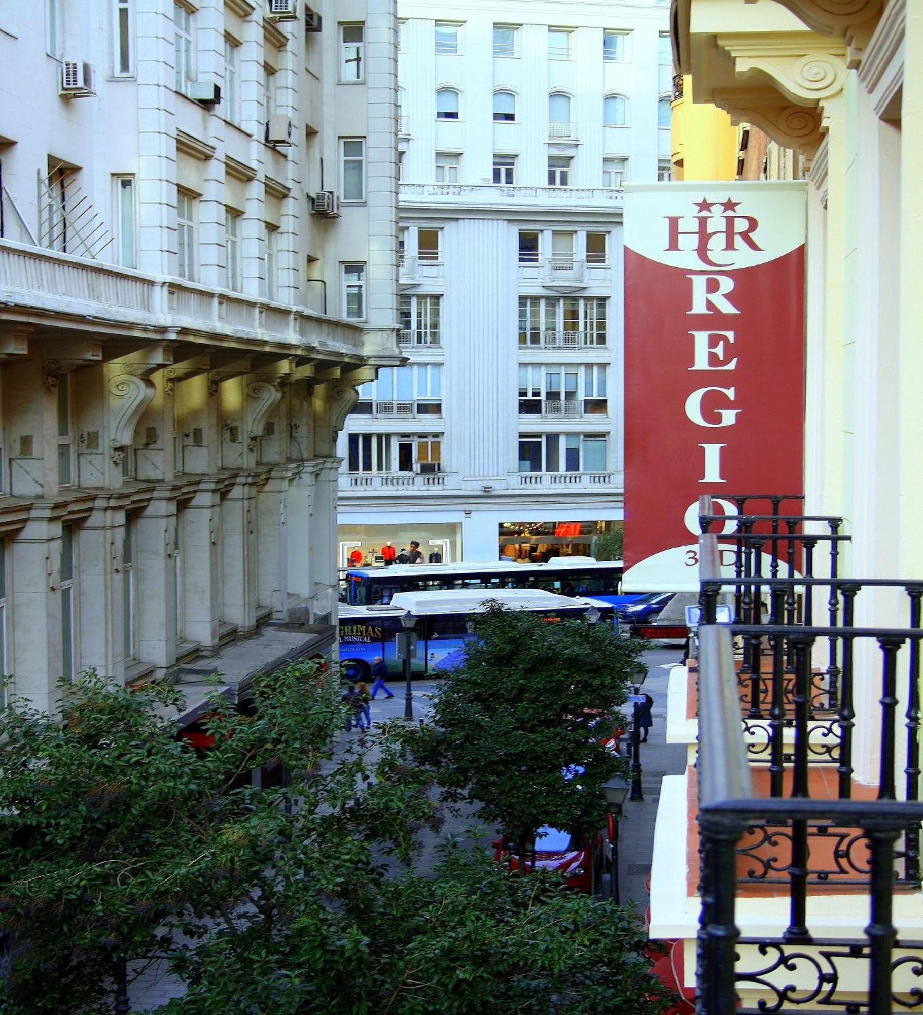Hostal Regio Madri Exterior foto